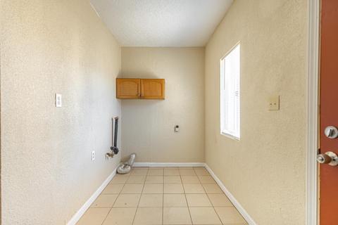 1725 Spokane St, Modesto, CA 95358 photo 13