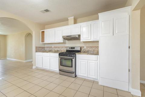 1725 Spokane St, Modesto, CA 95358 photo 11