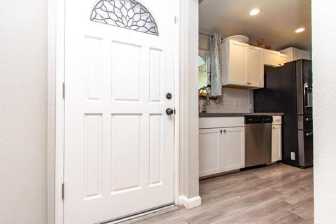 1237 Trombetta Ave, Modesto, CA 95350 photo 5