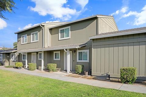 525 Peerless Way #2, Tracy, CA 95376 photo 1
