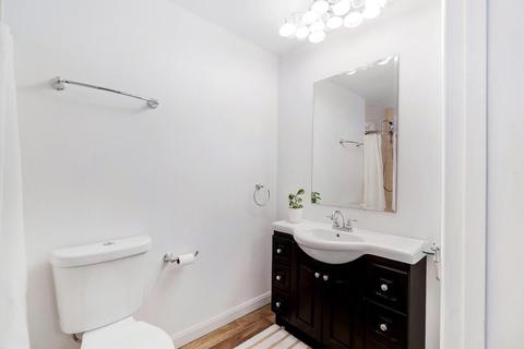 924 San Tomas St, Davis, CA 95618 photo 9