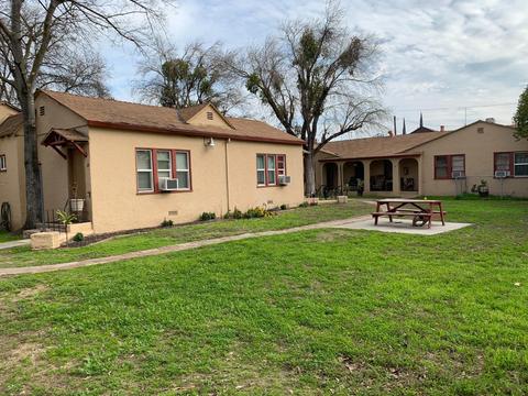 720 18th St, Modesto, CA 95354 photo 2