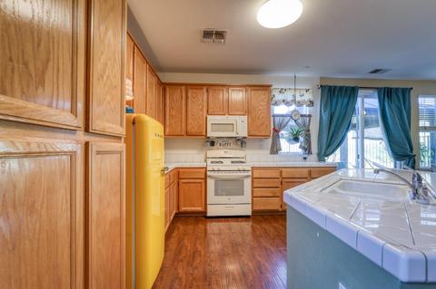 886 Courtyards Loop, Lincoln, CA 95648 photo 12