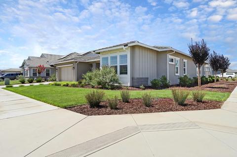 2747 Millstream Ln, Turlock, CA 95382 photo 2