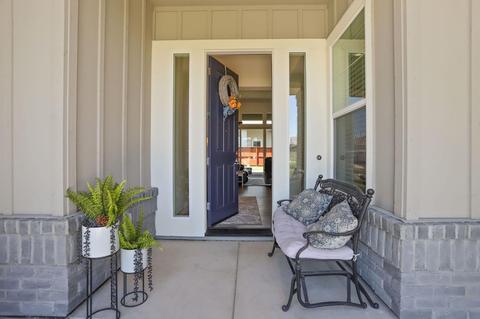 2747 Millstream Ln, Turlock, CA 95382 photo 3