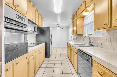 290 Pacemaker Dr, Atwater, CA 95301 photo 8