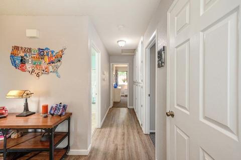 600 Downing Dr, Galt, CA 95632 photo 4