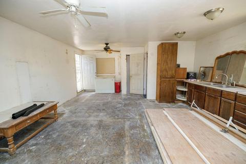 421 Leon, Modesto, CA 95351 photo 25