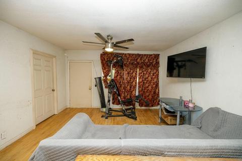 421 Leon, Modesto, CA 95351 photo 5