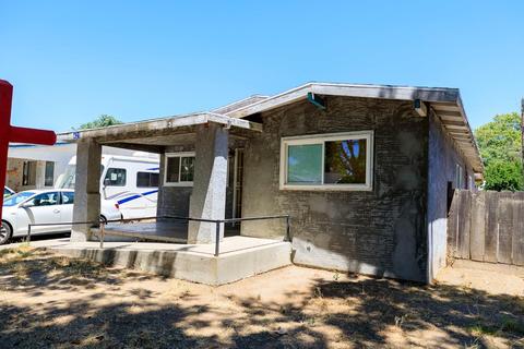 421 Leon, Modesto, CA 95351 photo 3
