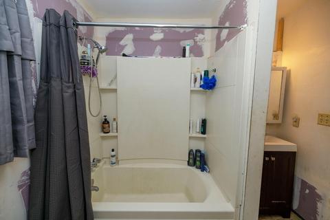 421 Leon, Modesto, CA 95351 photo 18