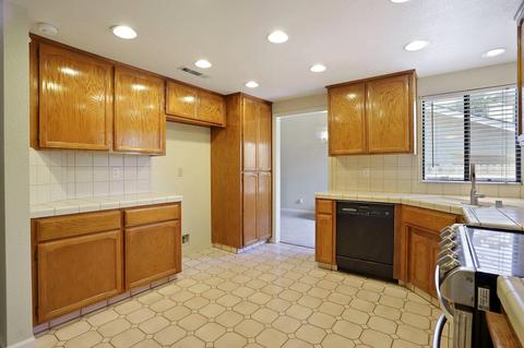 932 Gettysburg St, Turlock, CA 95382 photo 12