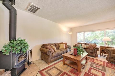6332 Meadowvista, Carmichael, CA 95608 photo 5