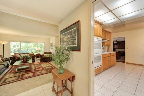 6332 Meadowvista, Carmichael, CA 95608 photo 10