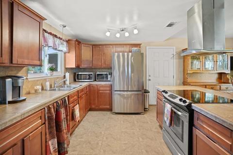 230 Pennsylvania Rd, Modesto, CA 95357 photo 10