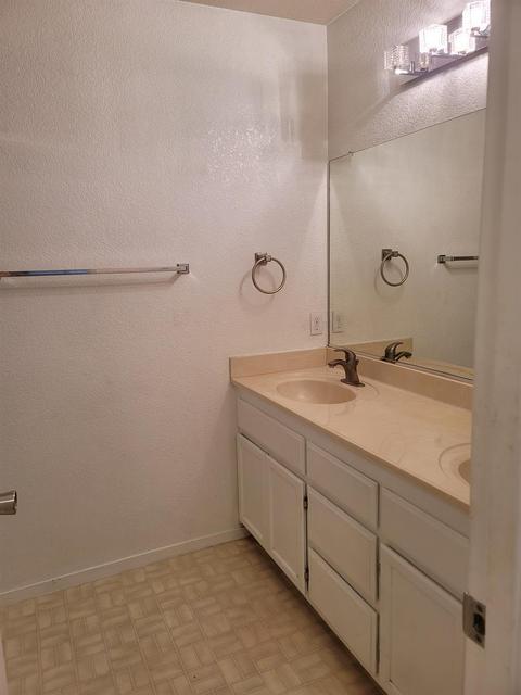 1130 Cedar Creek Dr #5, Modesto, CA 95355 photo 18