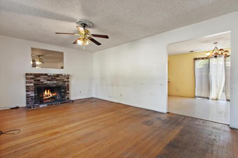 1918 Loyola, Davis, CA 95618 photo 6