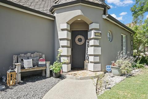 1124 Gorham Ave, Modesto, CA 95350 photo 4