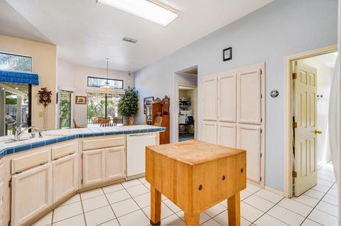 5880 Devon Dr, Rocklin, CA 95765 photo 8
