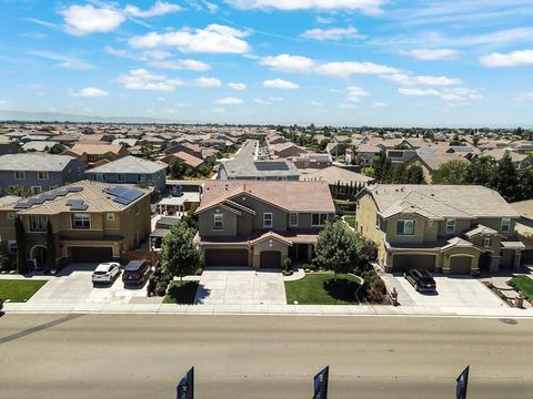 2315 Pillsbury, Manteca, CA 95337 photo 3