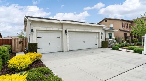 2170 Macedo St, Manteca, CA 95337 photo 4