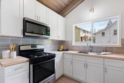 99 Ocean Ave, Grass Valley, CA 95945 photo 4