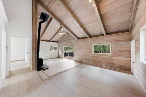 99 Ocean Ave, Grass Valley, CA 95945 photo 21