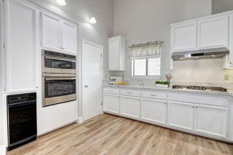 702 Lake Terrace Cir, Davis, CA 95616 photo 12