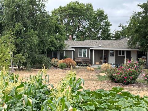 11975 Arno Rd, Wilton, CA 95693 photo 2