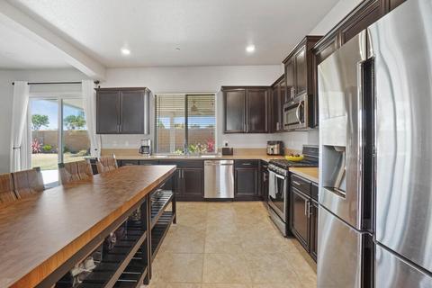 1082 Dimaggio Way, Galt, CA 95632 photo 18