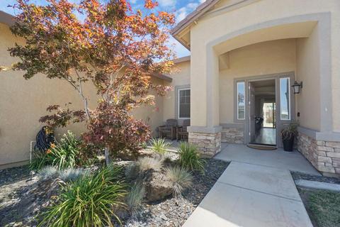 1082 Dimaggio Way, Galt, CA 95632 photo 2