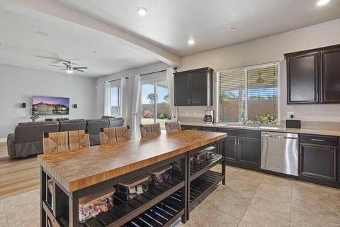 1082 Dimaggio Way, Galt, CA 95632 photo 15