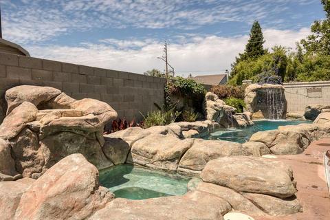 1813 New Chesham Ct, Modesto, CA 95355 photo 39