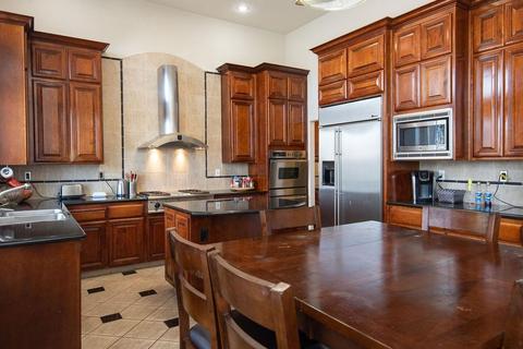 1813 New Chesham Ct, Modesto, CA 95355 photo 8