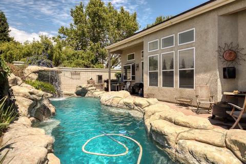 1813 New Chesham Ct, Modesto, CA 95355 photo 41