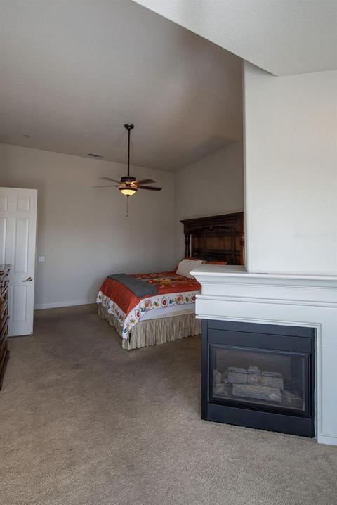 1813 New Chesham Ct, Modesto, CA 95355 photo 28