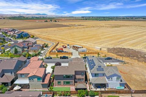 2296 Memory Ln, Tracy, CA 95377 photo 69