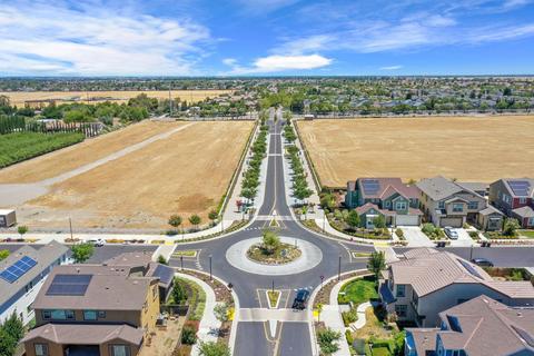 2296 Memory Ln, Tracy, CA 95377 photo 72