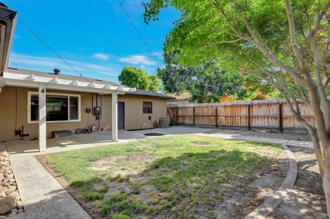 1402 Cypress Ave, Modesto, CA 95350 photo 24