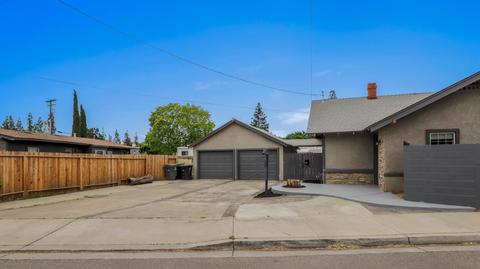 1411 Scenic Dr, Modesto, CA 95355 photo 3