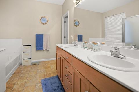 1904 Orleans Way, Modesto, CA 95355 photo 11