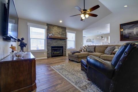 761 Helen Dr, Ripon, CA 95366 photo 5