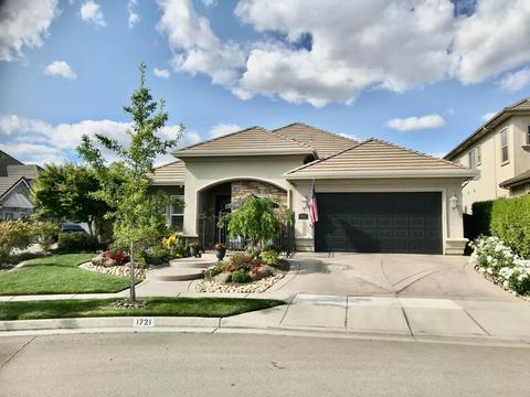 1721 Magic Ln, Lodi, CA 95242 photo 1