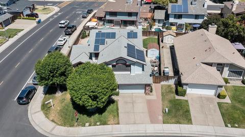 1202 Mohr Cir, Manteca, CA 95337 photo 2