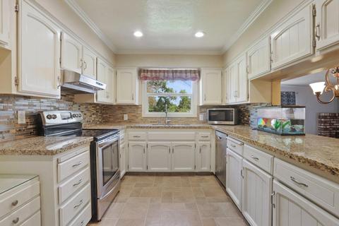 5111 E Live Oak Rd, Lodi, CA 95240 photo 4