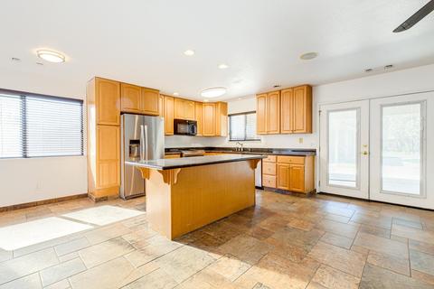 909 Valley Wind Way, Modesto, CA 95351 photo 10