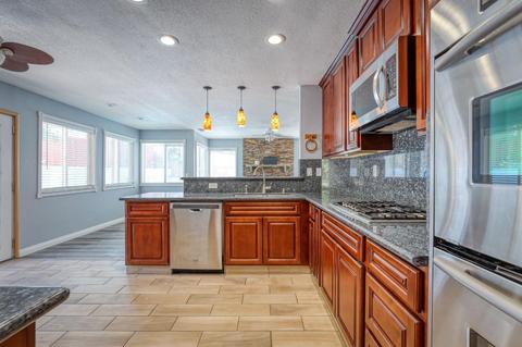8340 Raffia Ct, Antelope, CA 95843 photo 12