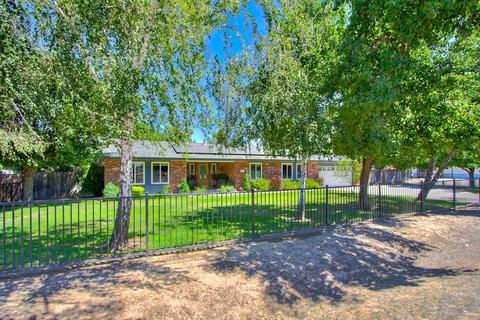 13655 E Victor Rd, Lodi, CA 95240 photo 1