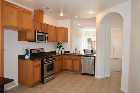 1224 Ritsch Ct, Modesto, CA 95351 photo 3