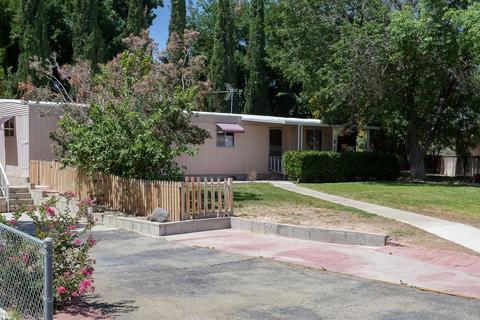 5241 Cholla Way, Ridgecrest, CA 93555 photo 2